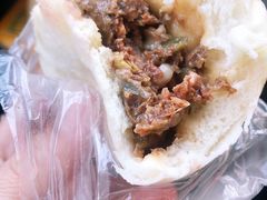 牛肉大葱包子-李小老烧饼(常营民族家园店)