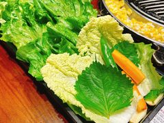 -青瓦炭韩潮烤肉(花园道店)