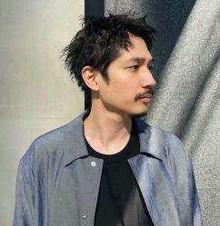 -海文先生国潮烫染男士理发馆