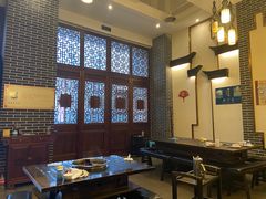 大堂-仁虎老火锅(黄泥磅店)