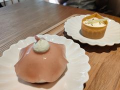-VERIE BAKEHOUSE
