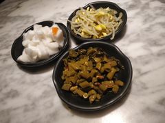 -轻捞慢起面馆(新世界百货店)