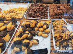 -起士林(荣安大街店)