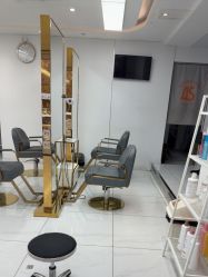 -阿三造型烫染•接发