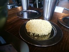 部队锅带的泡面-MI WU FACTORY米屋美食工厂餐厅(绿地店)
