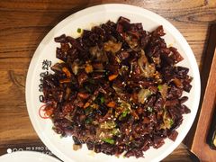 -白氏兄弟烧烤(中赢广场店)