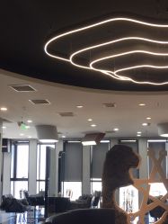 -TOP HAIR SALON