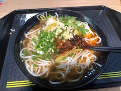 招牌原汤牛肉粉-三品王(万象城店)