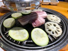 -唯成•韩国炭火烤肉 유성고기