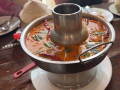 -Chom Cafe and Restaurant