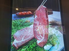 -山川小町·极番烧肉(新地假日广场店)