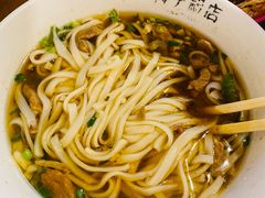 -矮子粉店1985·长沙米粉(湘春路店)