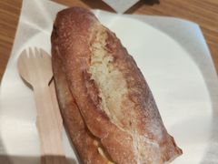 -星巴克臻选(呼和浩特维多利摩尔城店)
