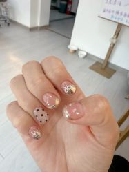 -婉儿美甲美睫纹绣