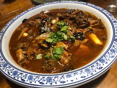 -东家小院金汤酸菜鱼(南阳路店)