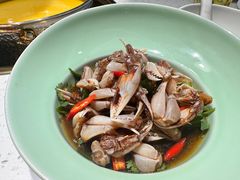 生腌蟹钳-八珍玉食鸡煲·打边炉(印象城店)