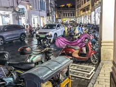 -海口骑楼小吃街