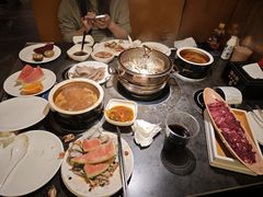 -钱小奴海鲜自助黑金店(杭州滨江龙湖店)
