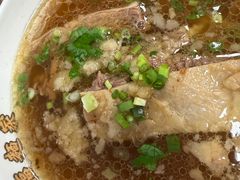 崩沙腩面-百福麵家(新馬路店)