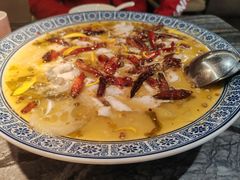 -桂二老坛酸菜鱼(三街两巷店)