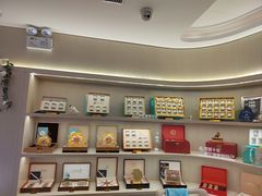 -燕庭·纯燕窝·甜品下午茶(南京西路店)