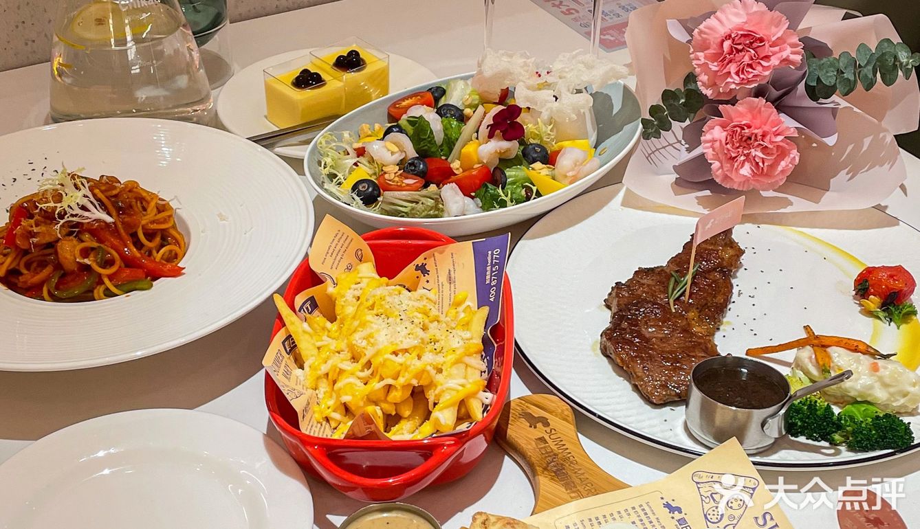 粉粉嫩嫩浪漫餐厅💓真的太适合约会了🌹