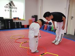 -adidas壹跆运动馆(世纪经贸大厦店)