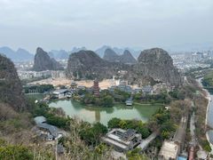 -叠彩山景区
