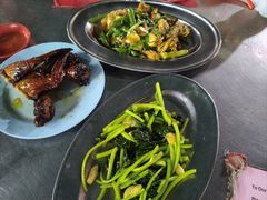 -黄亚华小食店(Jalan Alor)