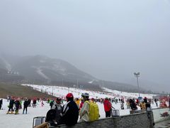 -鳌山滑雪度假区