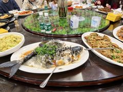 -华庭食府(光明店)