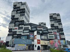 -资和信百货商场