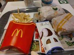 -麦当劳(百荣世贸商城店)