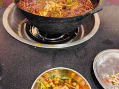 -鸿顺老铁锅美蛙鱼府(解放碑店)