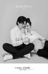 点击看大图 -十孕纪高端孕妇亲子摄影