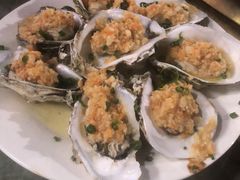 -四川小胡子海鲜(丁村万人海鲜广场店)