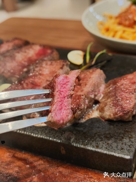 一沙一城·岩烤牛扒(深圳首店)图片