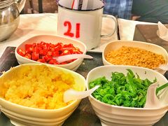 -鲜入围煮花胶鸡海鲜火锅