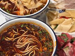 -清真·青瓷香纯汤牛肉面(酒泉路店)