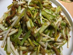 蒜苗炒肉丝-榆林镇筋饼(知春路店)