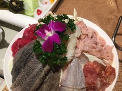 -小天鹅火锅·一线江景洪鼎旗舰店(洪崖洞店)