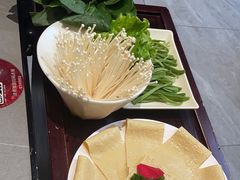 -洞子口重庆鲜货火锅(楚翘城旗舰店)