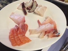-小天鹅戴斯酒店鲸鲨百汇创作料理