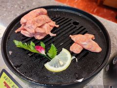 -牛牛章·章鱼水煎肉(光谷世界城店)