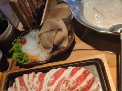 -湊湊火锅·茶憩(杭州湖滨银泰in77店)