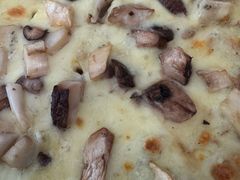 -玛格萝妮比萨屋(陆家浜路店)