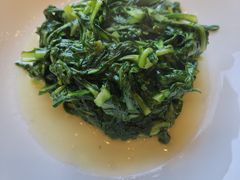 -侬佳蒸菜馆(听潮店)