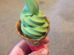 抹茶冰淇淋-豆政(金閣寺境内売店)