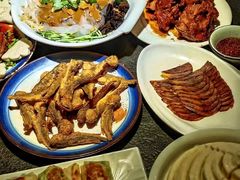 -靠山屯东北农家菜(八龙桥雅苑店)