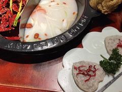 骨汤鸳鸯锅-袁老四老火锅(盘龙城店)